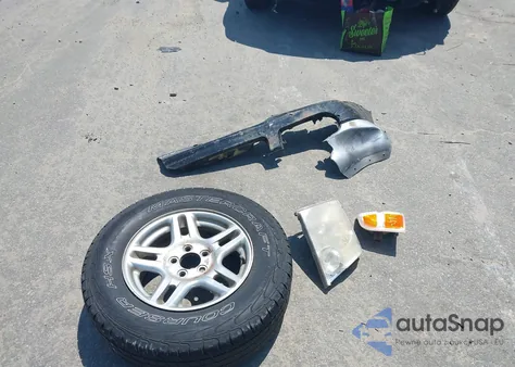 2002 Ford Explorer Xlt z USA, uszkodzony, nr VIN 1FMZU73E72ZA51145